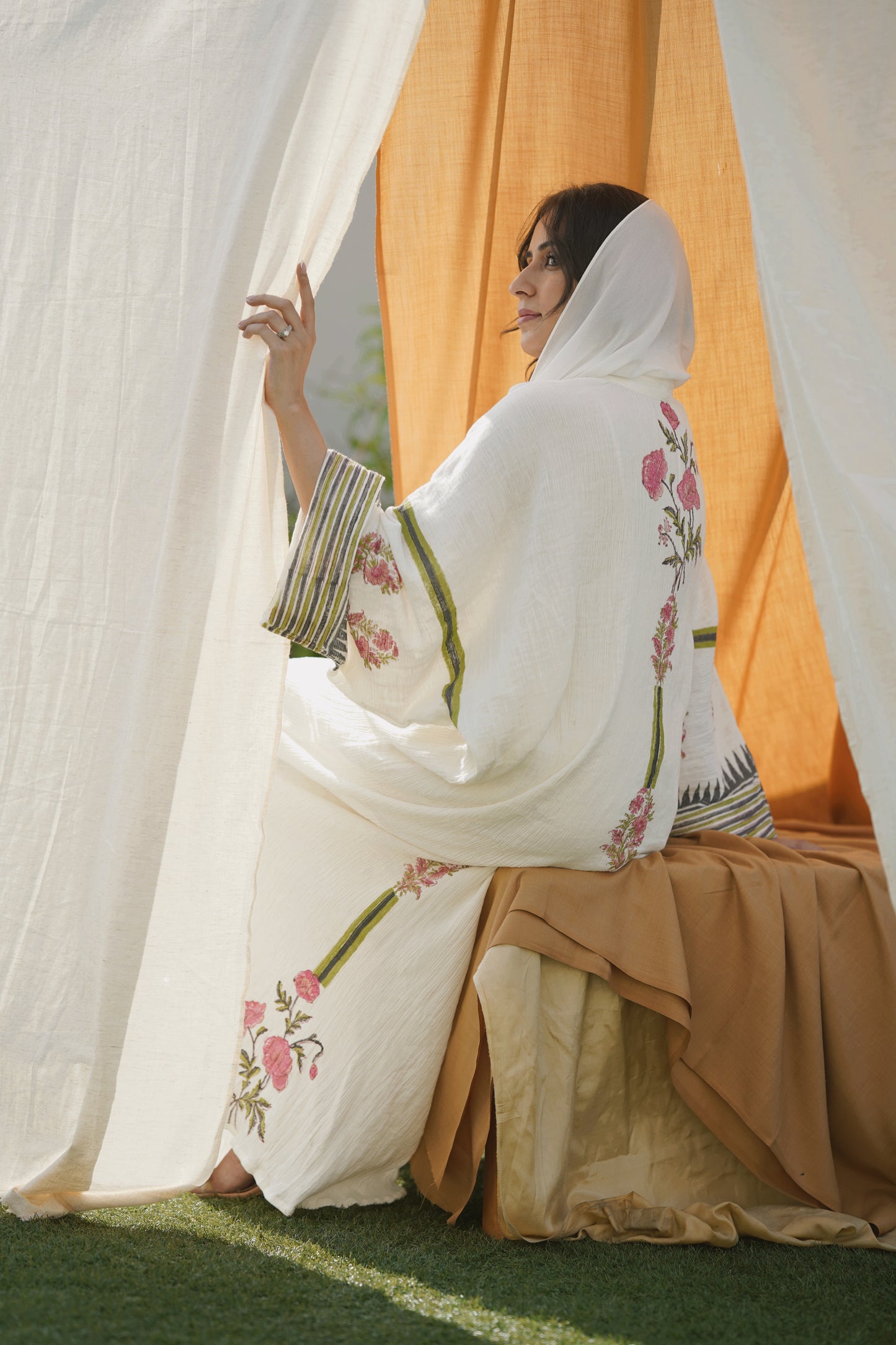 Bonjour Abaya
