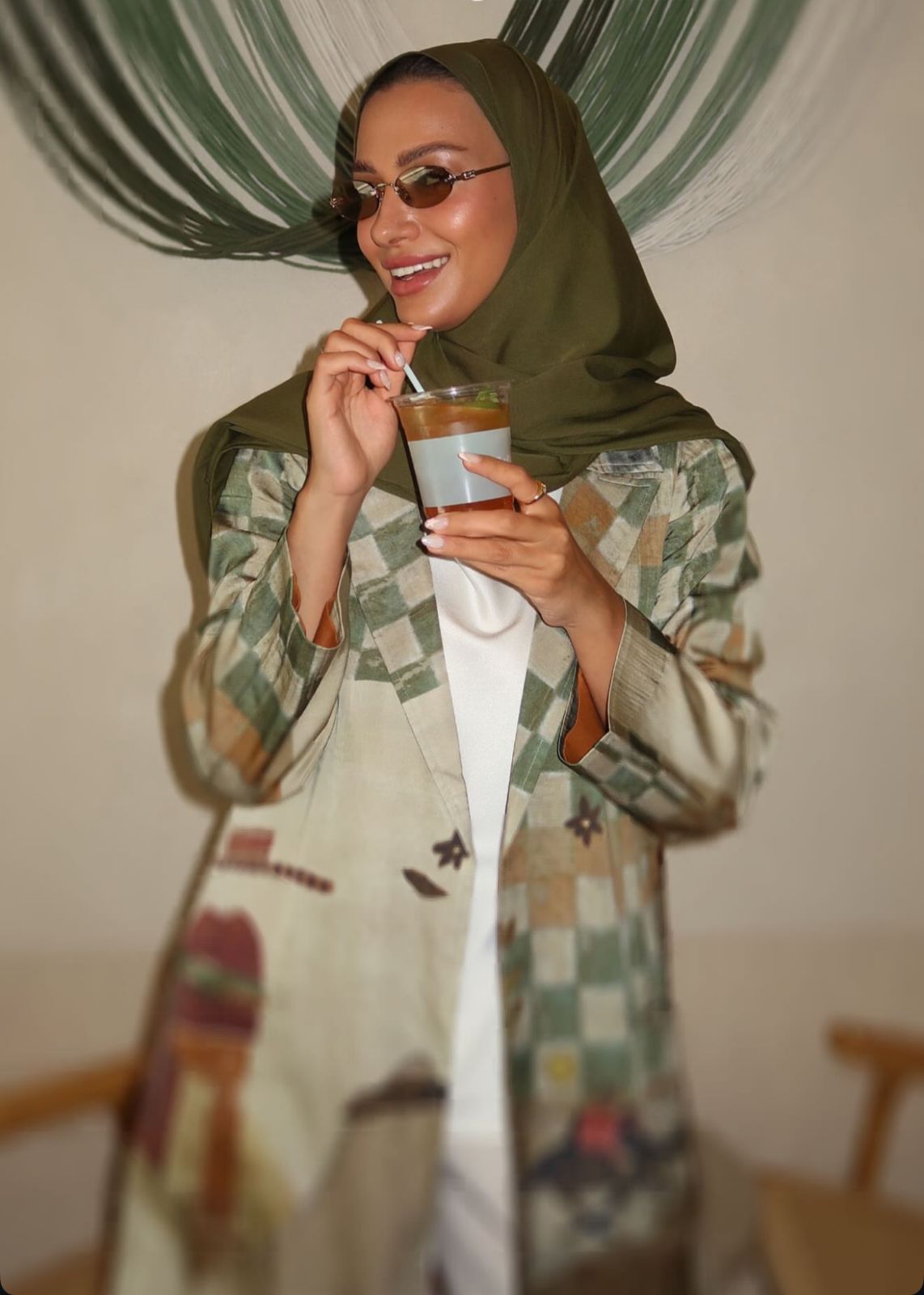 Cheers Blazer Abaya